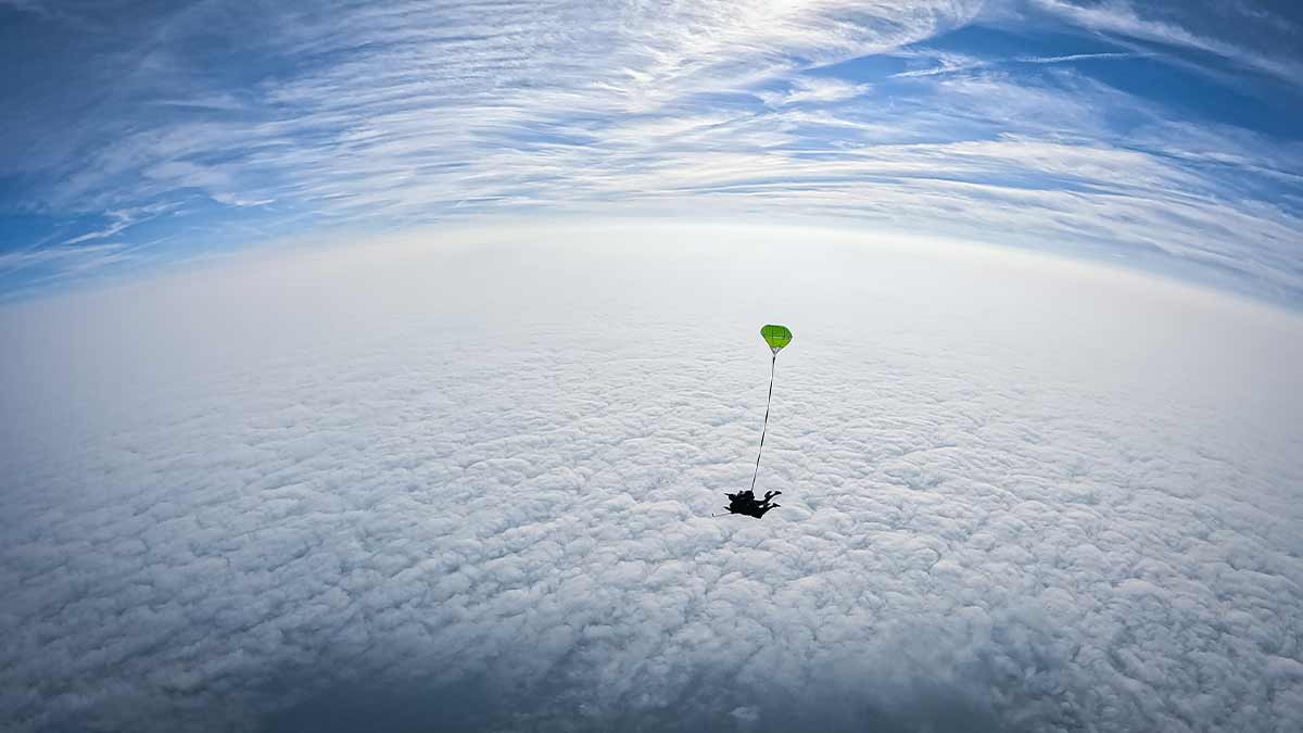 Ciel stratosphérique pour un saut HALO