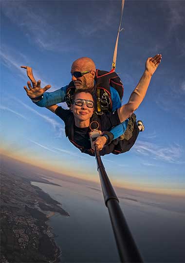 Chute libre au-dessus de l’océan